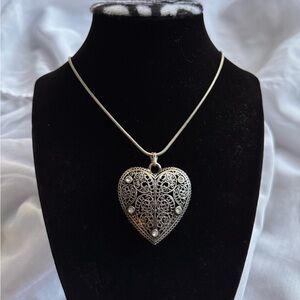 Vintage Chunky Heart Pendant Necklace